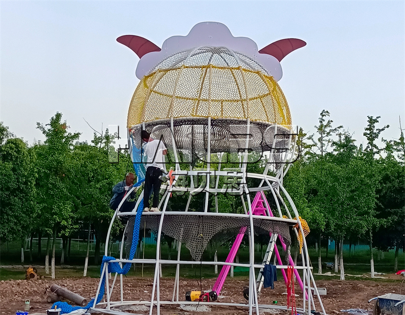 陜西西安無(wú)動(dòng)力親子樂(lè)園施工現(xiàn)場(chǎng)