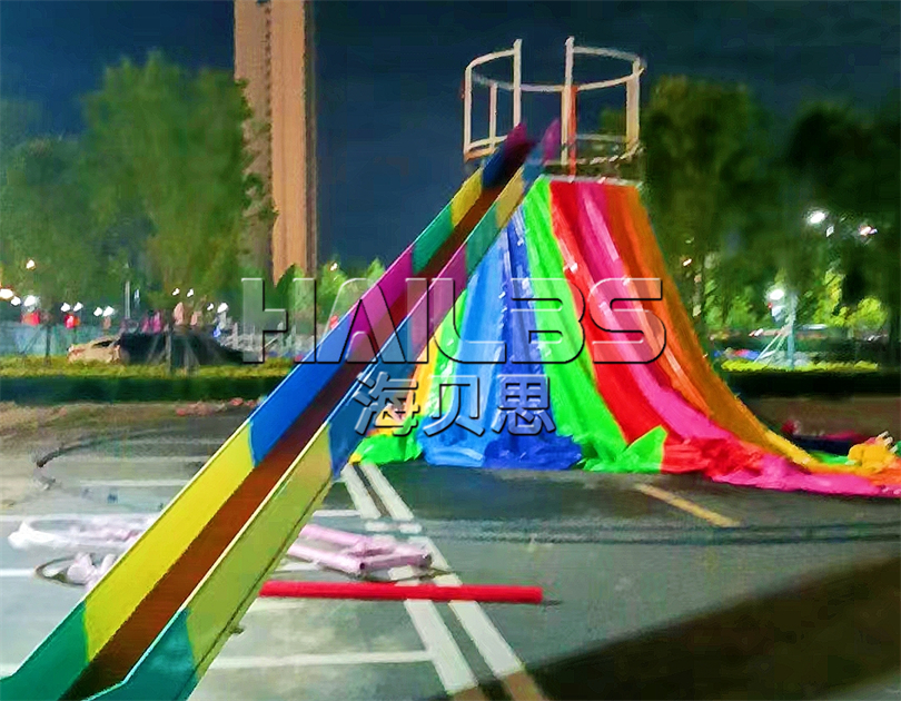 山東濟(jì)寧楓葉小鎮(zhèn)無動(dòng)力樂園施工現(xiàn)場