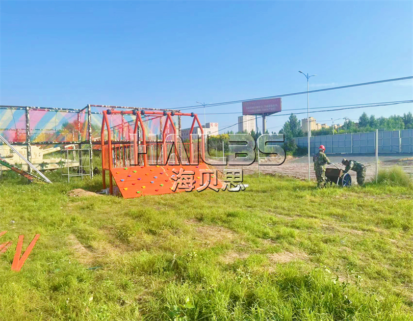 江西吉安無(wú)動(dòng)力樂(lè)園安裝現(xiàn)場(chǎng)